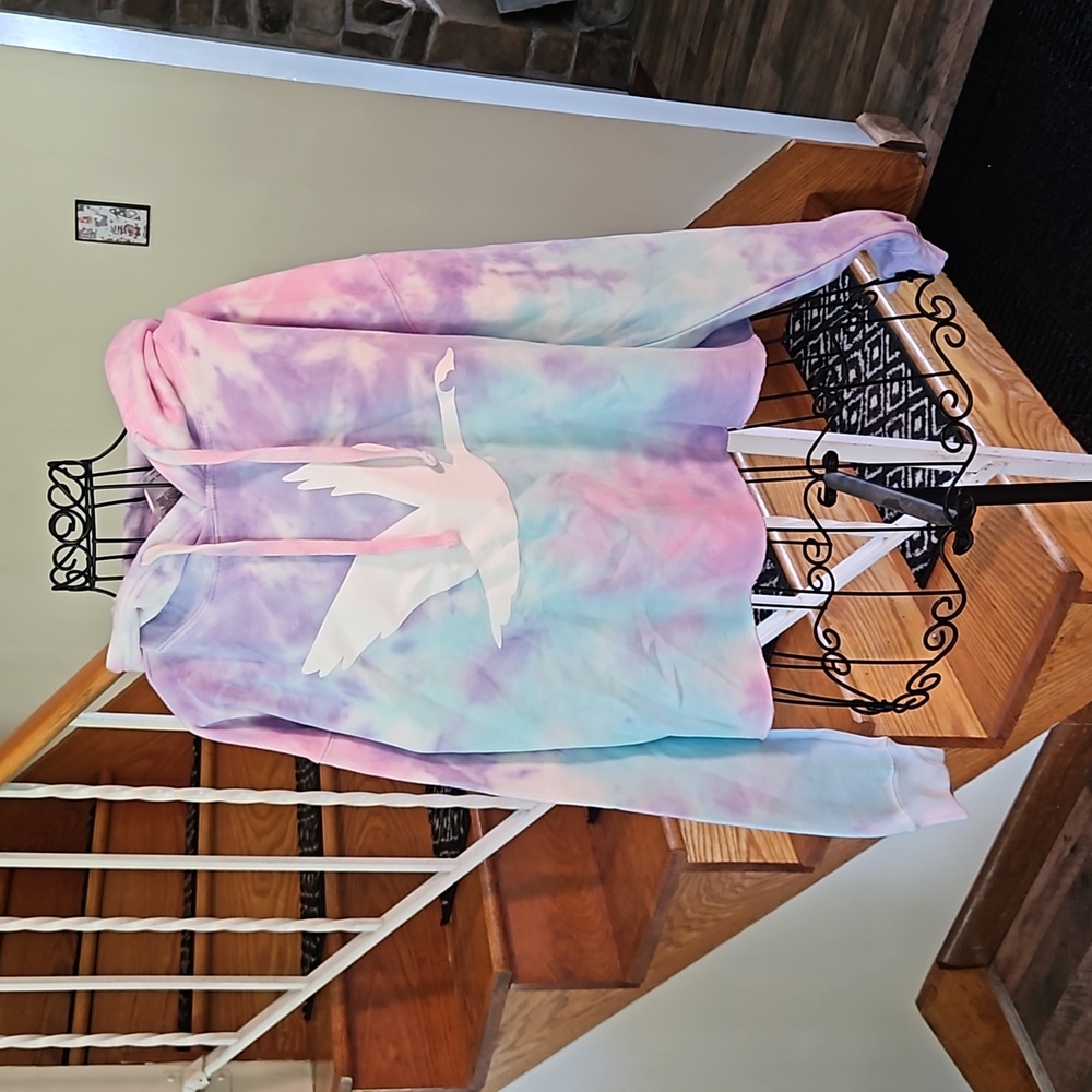👚COLORTONE TIE DYE CROPPED HOODIE👚